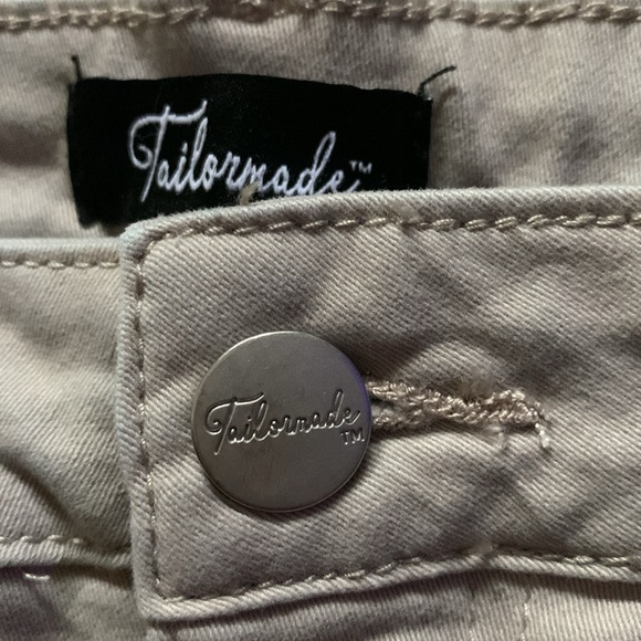 Women’s long shorts from TAILORMADE.   Size 16. - Picture 3 of 4